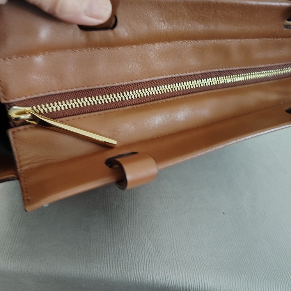 Halston Brown Heritage Shoulder Bag - Picture 4 of 14